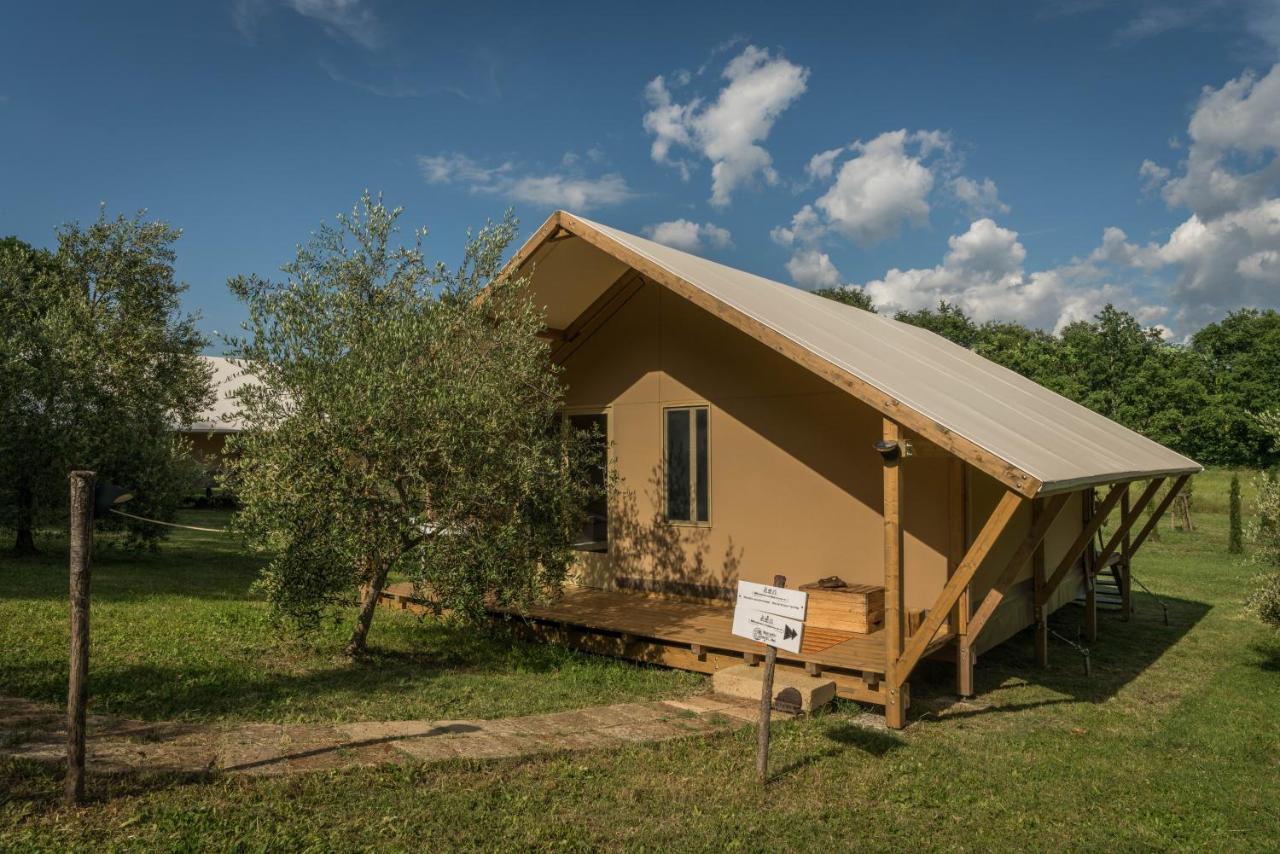 סוראנו Glamping In Toscana, Luxury Tents In Agriturismo Biologico מראה חיצוני תמונה